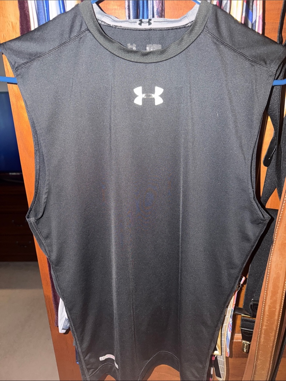 Under Armour Men's Compression Black Sleeveless Performance Tank Top